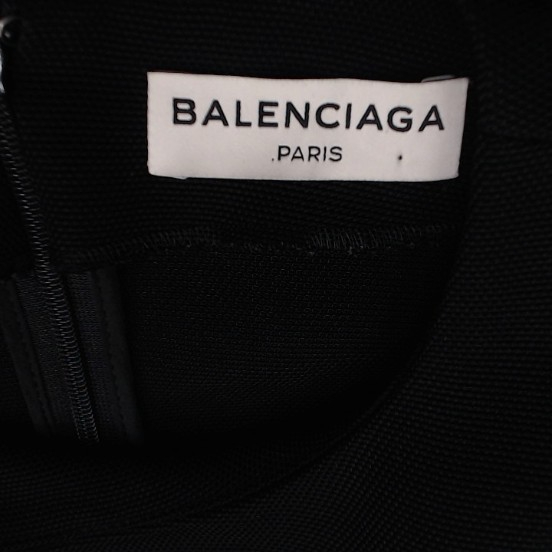 Hauts noir - Balenciaga - Femme 36 - Seconde Main - Image 3