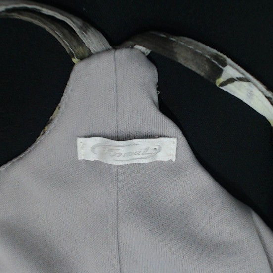 Robes kaki - Petite marque - Femme 36 - Seconde Main - Image 3